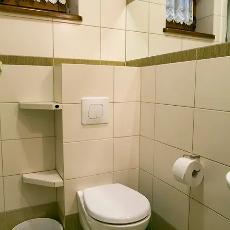 Gosciniec Zapiecek * Krutynski Piecek